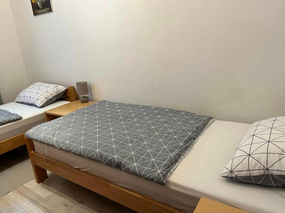 Turul -Kuca Za Odmor- Appartement Korod Buitenkant foto